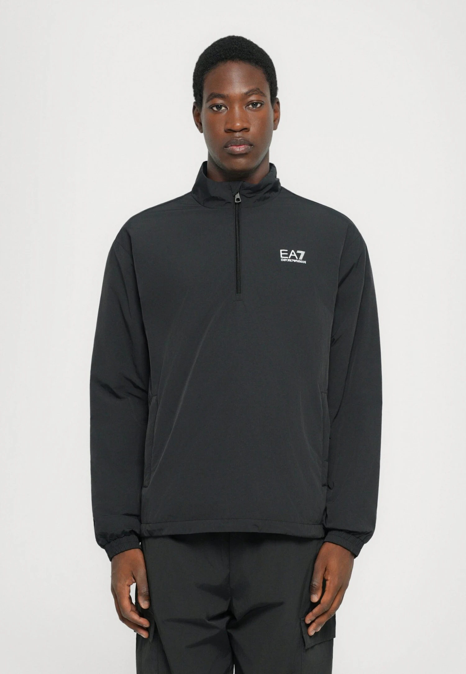 EA7 Emporio Armani TRAIN CORE - Light Jacket - Black 3 EA7 Emporio Armani TRAIN CORE - Light Jacket - Black