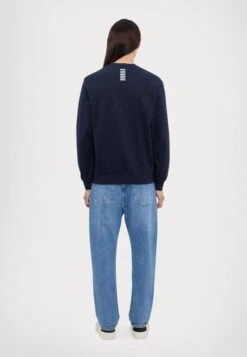 EA7 Emporio Armani TRAIN CORE - Sweatshirt - Armani Blue -Total Wear Store 4e7a9dcc9be6467ba2e08bc819dc650d
