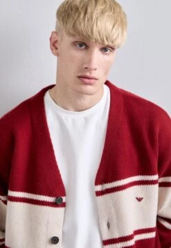 Emporio Armani CARDIGAN - Cardigan - Red/french Oak -Total Wear Store 51e9e19a428744d789e3cef6a3525201