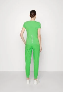 EA7 Emporio Armani Trouser - Tracksuit Bottoms - Classic Green -Total Wear Store 526fcadea0e7478584a7748cd76e31cd