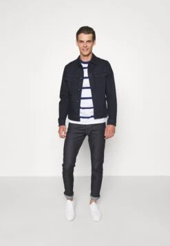 Emporio Armani Pockets Pant - Slim Fit Jeans - Blu Navy 8 Emporio Armani Pockets Pant - Slim Fit Jeans - Blu Navy -Total Wear Store 52eab472d3b24b9893c8e0abb1427870