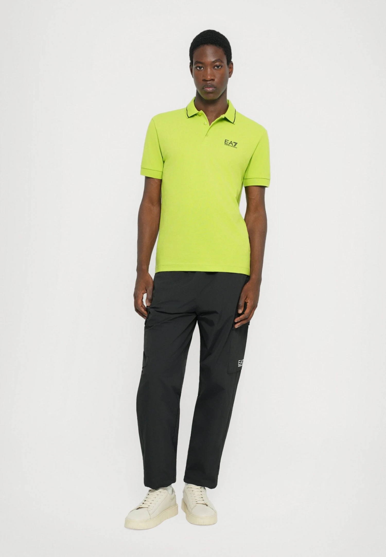 EA7 Emporio Armani TRAIN CORE - Polo Shirt - Macaw Green 4 EA7 Emporio Armani TRAIN CORE - Polo Shirt - Macaw Green - Image 2