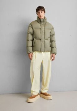 Emporio Armani Down Jacket - Verde Militare -Total Wear Store 556b60dba4b94e0b9e2f8adddab4004e