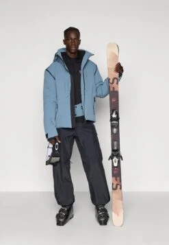 EA7 Emporio Armani CORTINA FASHION TORAY - Ski Jacket - Blue Mirage -Total Wear Store 55ea33116d26430e8942eb742f9cb788