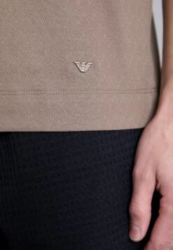 Emporio Armani Basic T-shirt - Fancy Walnut 15 Emporio Armani Basic T-shirt - Fancy Walnut -Total Wear Store 5651b77d3e9540d7b4bc8dd8b1f80ec8