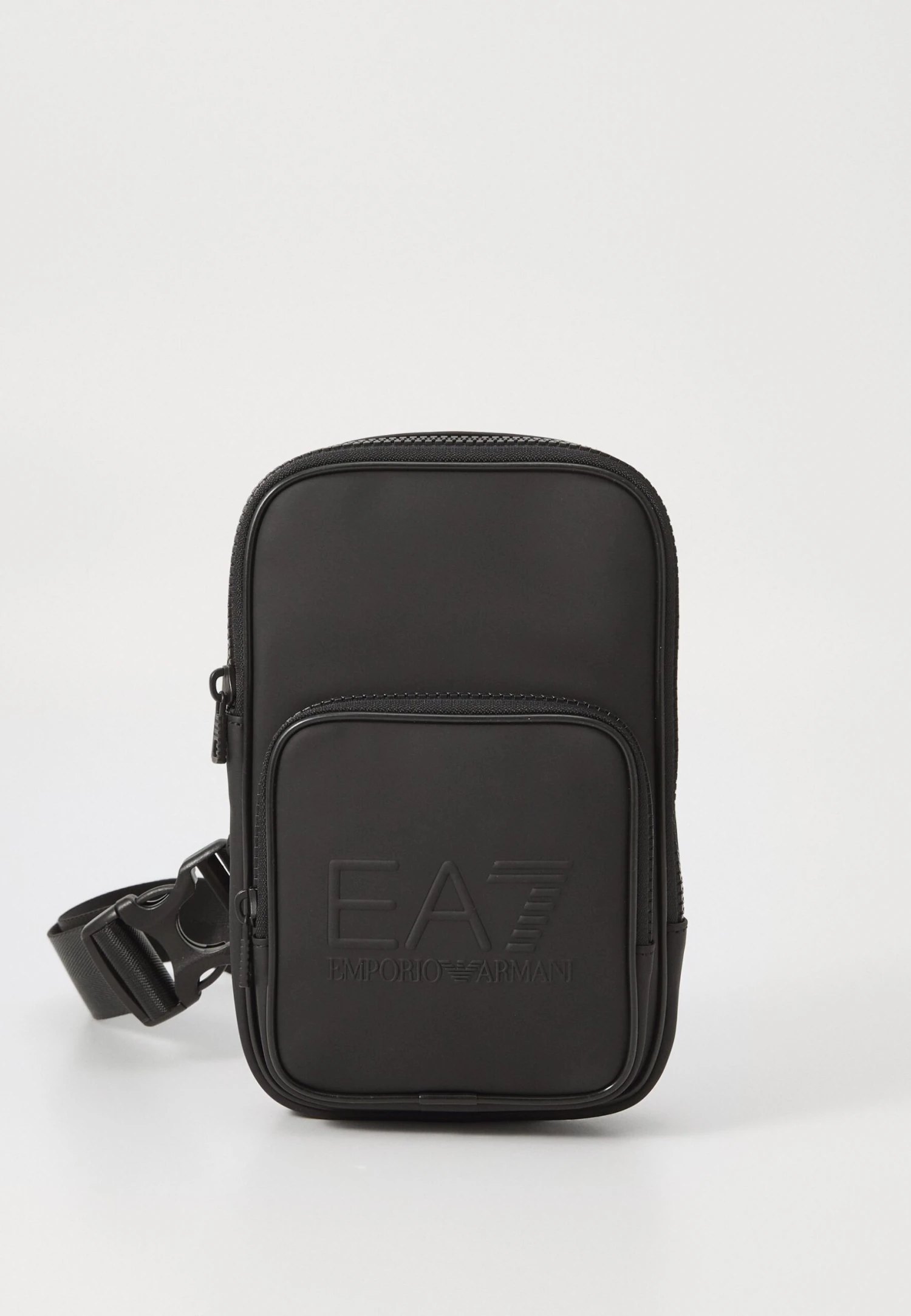 EA7 Emporio Armani TRAIN POUCH BAG UNISEX - Cross Body Bag - Black 3 EA7 Emporio Armani TRAIN POUCH BAG UNISEX - Cross Body Bag - Black