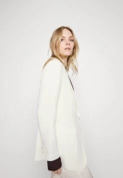 Emporio Armani Blazer - White -Total Wear Store 56cbc9c3d98f47e2ae6807bb9627c006