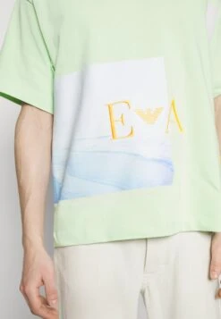 Emporio Armani Print T-Shirt - Verde -Total Wear Store 57378a48b51c441fa8d1e8d0a5a53436