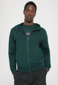 EA7 Emporio Armani TRAIN CORE HOODIE - Hoodie - Ponderosa Pine -Total Wear Store 576d742a8d78445ab110f5dcb9f39e87