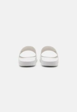 EA7 Emporio Armani UNISEX - Pool Slides - White/rose -Total Wear Store 57b17ace447d45b5be94814840a5f96b