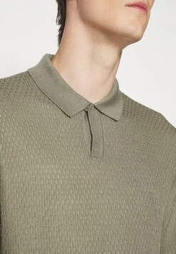 Emporio Armani Jumper - Verde Militare -Total Wear Store 59ad79644d974109a3e235b5c4f3d8a1