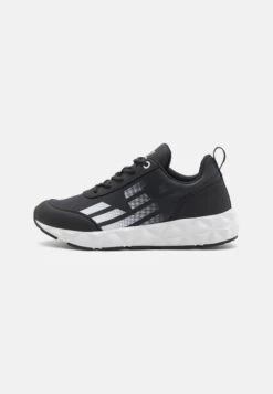 EA7 Emporio Armani UNISEX - Trainers - Optical White/black -Total Wear Store 5b7c6bb2f8d549ca90c56f610f5b4bcd