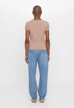 EA7 Emporio Armani Basic T-shirt - Ginger Snap -Total Wear Store 5c024311066546a29b5141fa3295573a