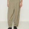 Emporio Armani Pantaloni - Trousers - Verde Militare -Total Wear Store 5c3dfa8cea89400da0cf815e9d87f094