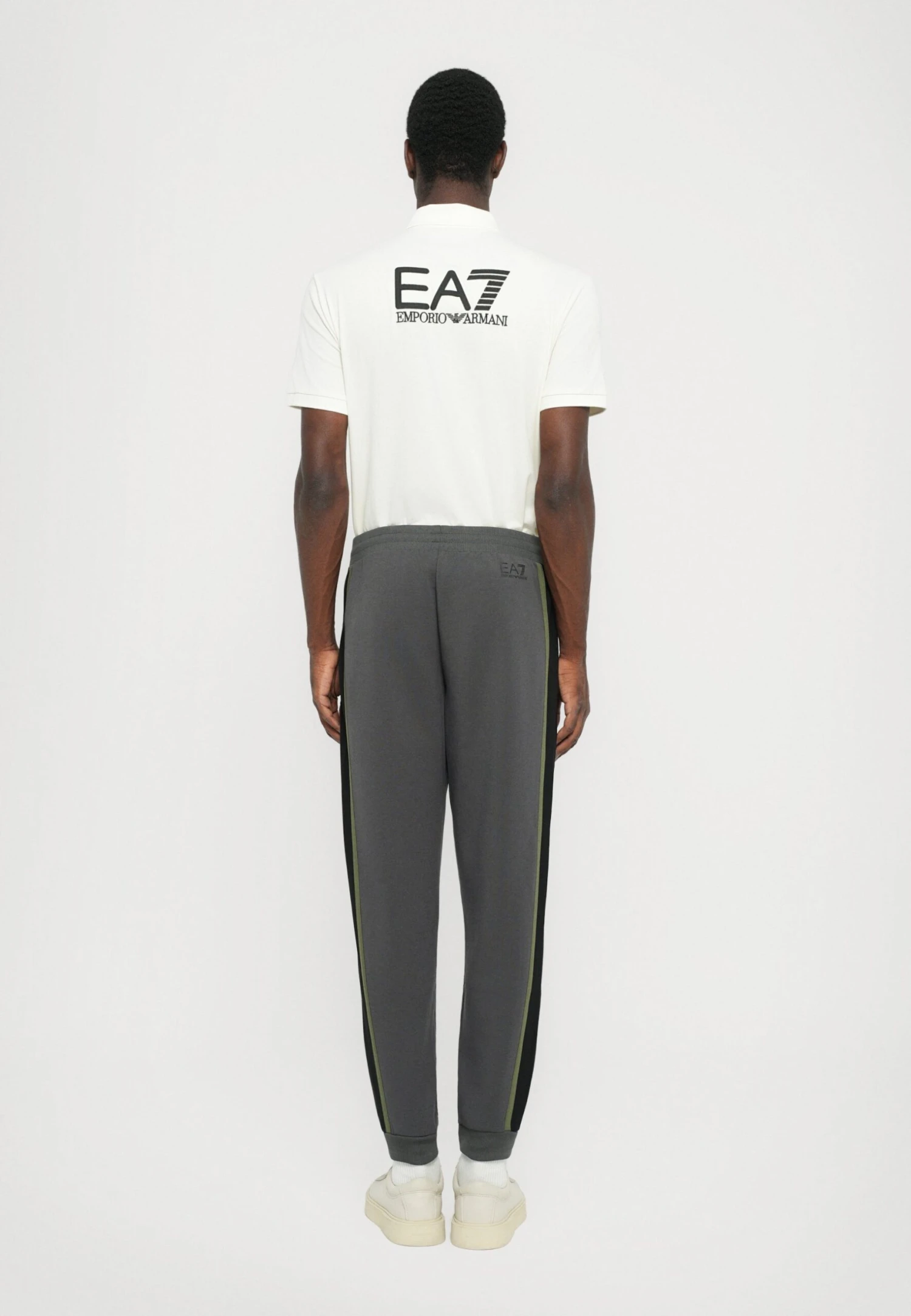 EA7 Emporio Armani ATHLETIC PANTS - Tracksuit Bottoms - Asphalt 5 EA7 Emporio Armani ATHLETIC PANTS - Tracksuit Bottoms - Asphalt - Image 3