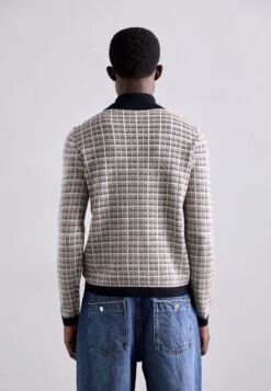 Emporio Armani Jumper - French Oak -Total Wear Store 5d9b7e77e9d14e37a72360b8c3bb1bda