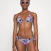 EA7 Emporio Armani Water Sports Graphic Triangle Set - Bikini - Nero/Viola -Total Wear Store 5e7b05b785c84a718c67f17f0cb3cbed