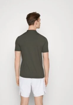 EA7 Emporio Armani Tennis Pro Serafino - Print T-Shirt - Raven -Total Wear Store 5e8297bd46ce47f1a7f2a79625b72661