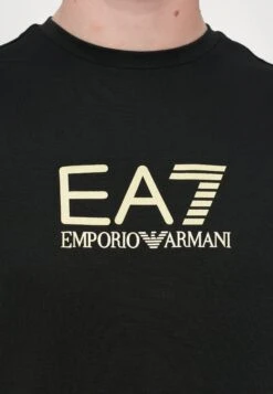 EA7 Emporio Armani TRAIN LABEL TEE BIG LOGO - Print T-shirt - Black -Total Wear Store 5e8942c5f9f14fa38954d0b1ead1b0e5