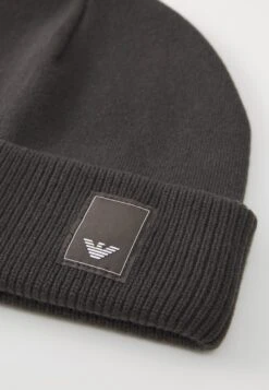 Emporio Armani BEANIE - Beanie - Raven -Total Wear Store 5f53538431f24d35b7d6829c925ee97c