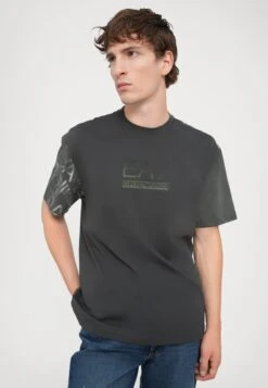 EA7 Emporio Armani TRAIN LOGO SERIES TEE GRAPHIC - Print T-shirt - Asphalt -Total Wear Store 600e8cf121574746a0e6d2b4388ef56a