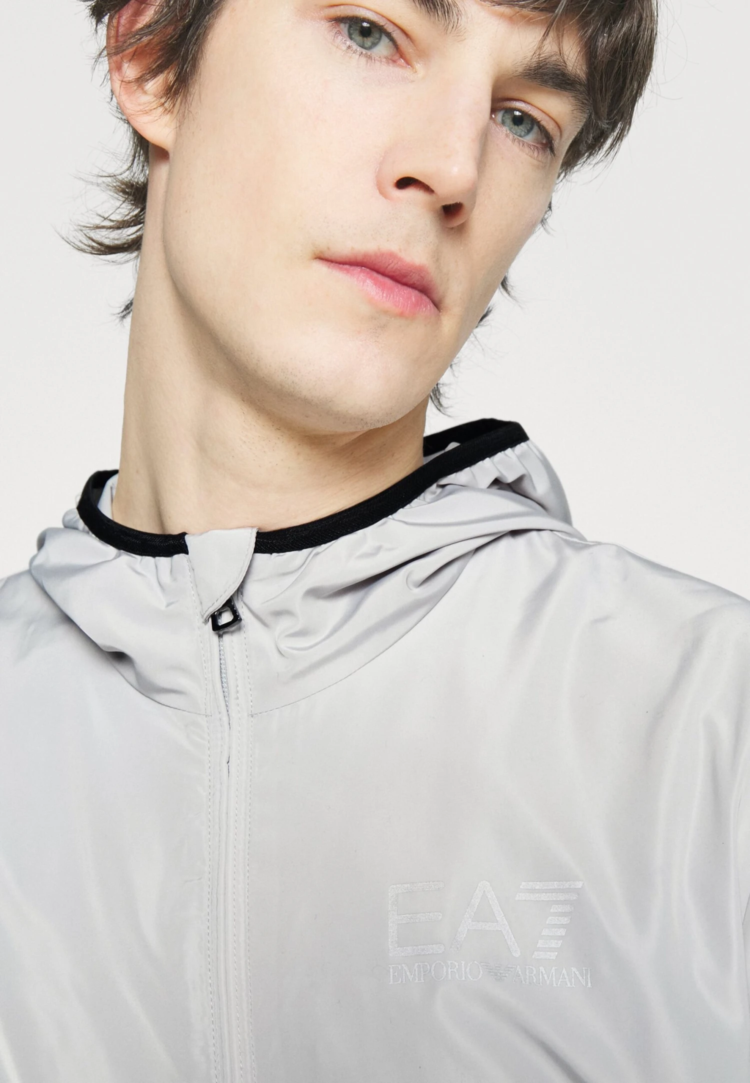EA7 Emporio Armani Windbreaker - Light Grey 6 EA7 Emporio Armani Windbreaker - Light Grey - Image 4