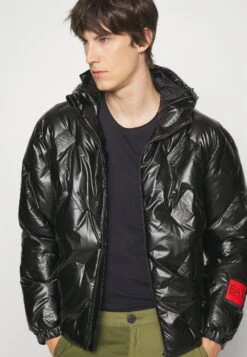EA7 Emporio Armani Jacket - Winter Jacket - Nero -Total Wear Store 6147eca29e0a4a06a50aa66d6d150139