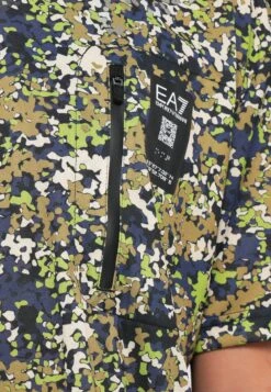 EA7 Emporio Armani TRAIN VISIBILITY TEE GRAPHIC - Print T-shirt 15 EA7 Emporio Armani TRAIN VISIBILITY TEE GRAPHIC - Print T-shirt -Total Wear Store 615b8811397449b6b92b83c0a166340a