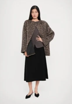 Emporio Armani COAT - Short Coat - Brown 13 Emporio Armani COAT - Short Coat - Brown -Total Wear Store 6190f7b4795143a9ae9787df794f6712