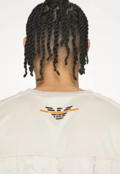 EA7 Emporio Armani Tennis Pro Tee Graphic - Sports T-Shirt - Rainy Day -Total Wear Store 61cfe8ea22234957bcf8d49c4c8fb72c