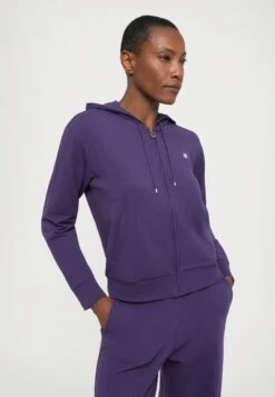 EA7 Emporio Armani Tracksuit - Grape -Total Wear Store 63de979087a84e7f830384b9642f6dde