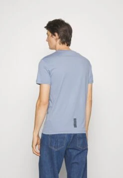 EA7 Emporio Armani Print T-Shirt - Blu Navy Chiaro -Total Wear Store 646f3ae0718f44bc80b86696b7f00a5c