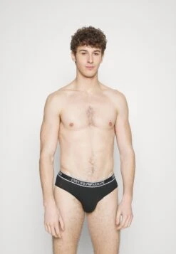Emporio Armani 3 Pack - Briefs - Nero/Bitter/Black 11 Emporio Armani 3 Pack - Briefs - Nero/Bitter/Black -Total Wear Store 6531fe313efb43bebd72c91707cafeb0