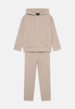 Emporio Armani BELOW SET UNISEX - Tracksuit - Nacreous Clouds