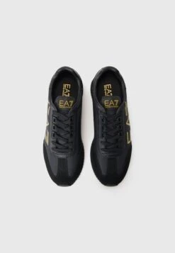 EA7 Emporio Armani UNISEX - Trainers - Triple Black/gold-coloured -Total Wear Store 673bbe8d85934db0aa1d2e26a01dae0b