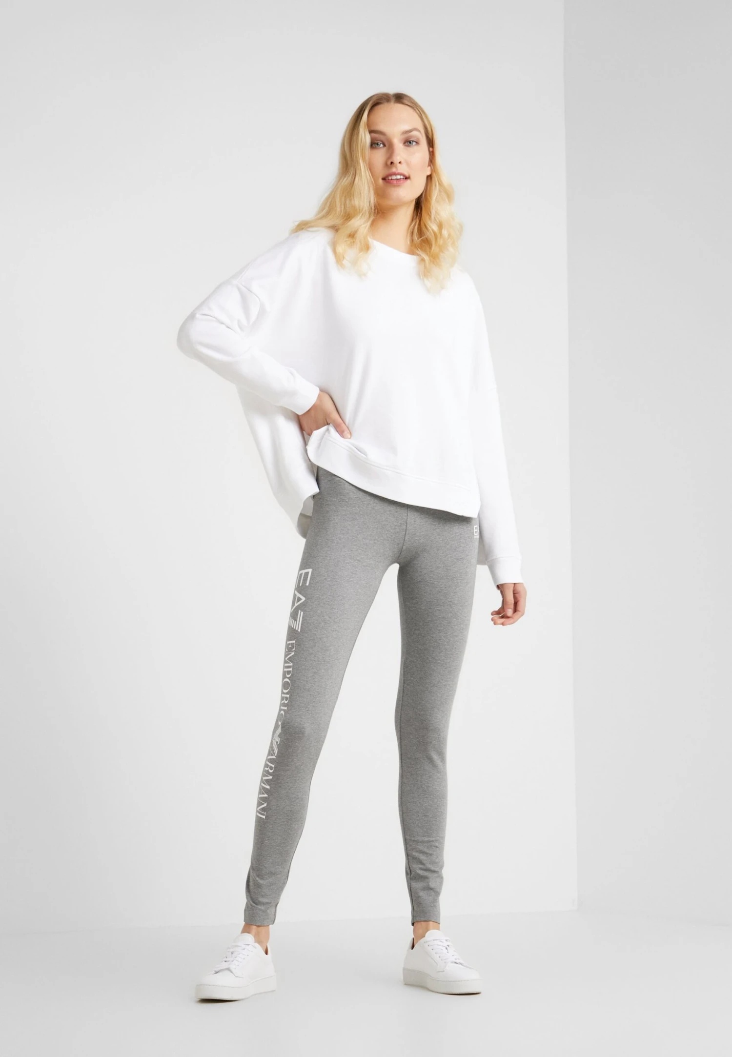 EA7 Emporio Armani Leggings - Trousers - Leggings - Trousers 4 EA7 Emporio Armani Leggings - Trousers - Leggings - Trousers - Image 2