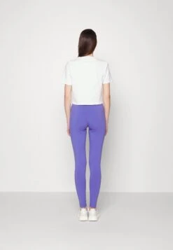 EA7 Emporio Armani Basic T-Shirt - White/Gold-Coloured -Total Wear Store 6a4f2335467d48dd9a605bd31c38a2ac