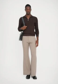 Emporio Armani Jumper - Mole 10 Emporio Armani Jumper - Mole -Total Wear Store 6aacf0a902e445d1806c47d5f8f4e2df