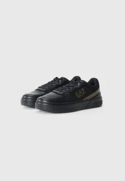 EA7 Emporio Armani PREMIUM COURT UNISEX - Trainers - Triple Black/gold-coloured -Total Wear Store 6b3e1fe6071f4cf7b6c032d66df0a127