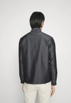 Emporio Armani Camicia - Shirt - Grigio 10 Emporio Armani Camicia - Shirt - Grigio -Total Wear Store 6b4790d177224819ab1f9103cd087319