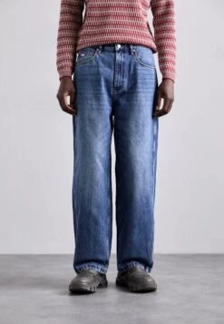 Emporio Armani 5 POCKETS PANT - Straight Leg Jeans - Medium Blue Denim