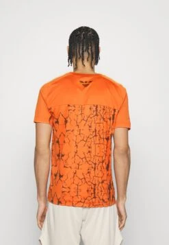 EA7 Emporio Armani Tennis Pro Tee Graphic - Sports T-Shirt - Spice Route -Total Wear Store 6ef2c6424c784fe994d6a934c95a55d3