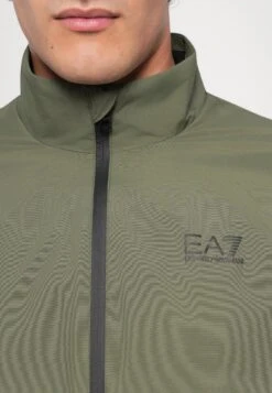 EA7 Emporio Armani TRAIN CORE JACKET - Winter Jacket - Beetle -Total Wear Store 70f855d74ed44a9f88309420dcc401be