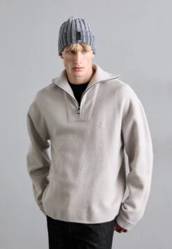 Emporio Armani Jumper - Nacreous Clouds 11 Emporio Armani Jumper - Nacreous Clouds -Total Wear Store 7106a41a73c94fefa965b3cee0b97bfb