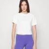 EA7 Emporio Armani Basic T-Shirt - White/Gold-Coloured