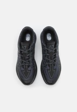 EA7 Emporio Armani Crusher Distance Trail Unisex - Trainers - Triple Black -Total Wear Store 72e72bf2419f4c9ebc6be8732f420a5e