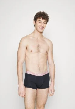 Emporio Armani 3 Pack - Pants - Marine 10 Emporio Armani 3 Pack - Pants - Marine -Total Wear Store 72ea2bdd97f348698441d821b4d19bb1