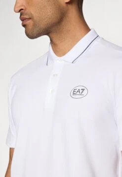 EA7 Emporio Armani TENNIS CLUB - Polo Shirt - White 16 EA7 Emporio Armani TENNIS CLUB - Polo Shirt - White -Total Wear Store 73a9d5d023fc4e619c1ef47a60b241cf