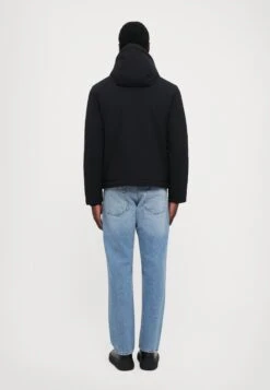 EA7 Emporio Armani TRAIN LABEL JACKETS - Winter Jacket - Black -Total Wear Store 744966e3b72b4edab8ff7ac252de703e