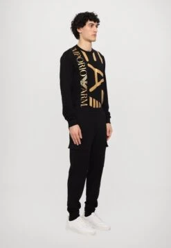 EA7 Emporio Armani TROUSER - Cargo Trousers - Black -Total Wear Store 74c6689419a04a7cbbf95a6d9d78e690